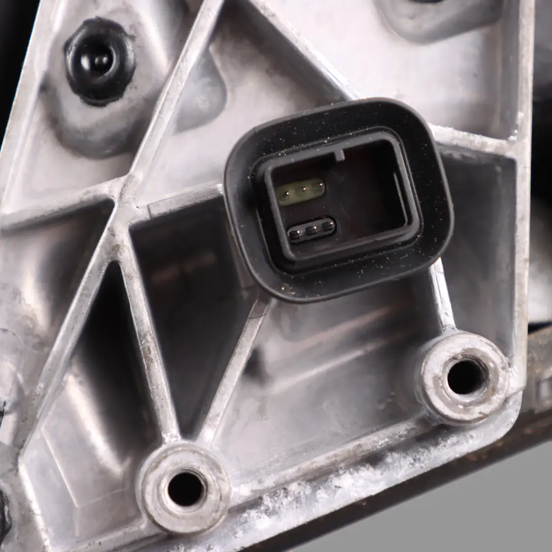 Wing Mirror Door Right O/S Outside 6 Pins Mineral White - A96 to BMW F46 with Part number 7421460 BMW F46 Wing Mirror Door Right O/S Outside 6 Pins Mineral White - A96 - SKU rhd-7421460-MW - Part number 7421460