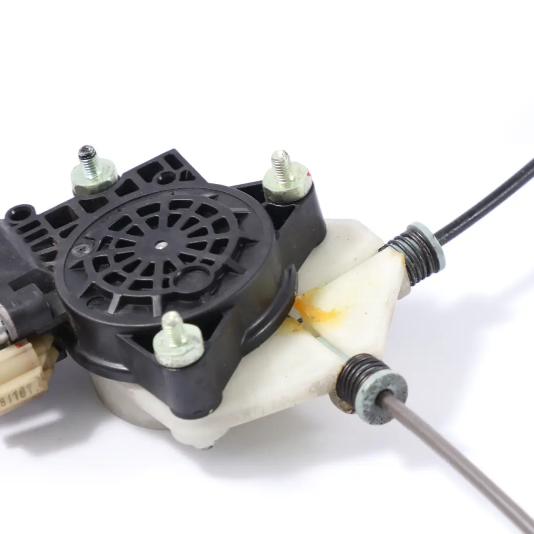 Window Regulator Power Lifter Front Right O/S Motor to Hyundai H - 1 with Part number 82403-4H010 Hyundai H - 1 Window Regulator Power Lifter Front Right O/S Motor - SKU rhd-82403-4H010 - Part number 82403-4H010