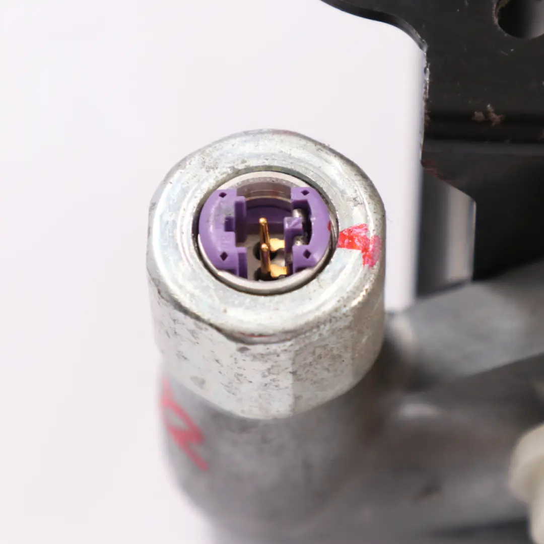 Hyundai H - 1 Safety Seatbelt Retractor Front Right O/S Seat Belt - SKU rhd-88880-4H110 - Part number 88880-4H110