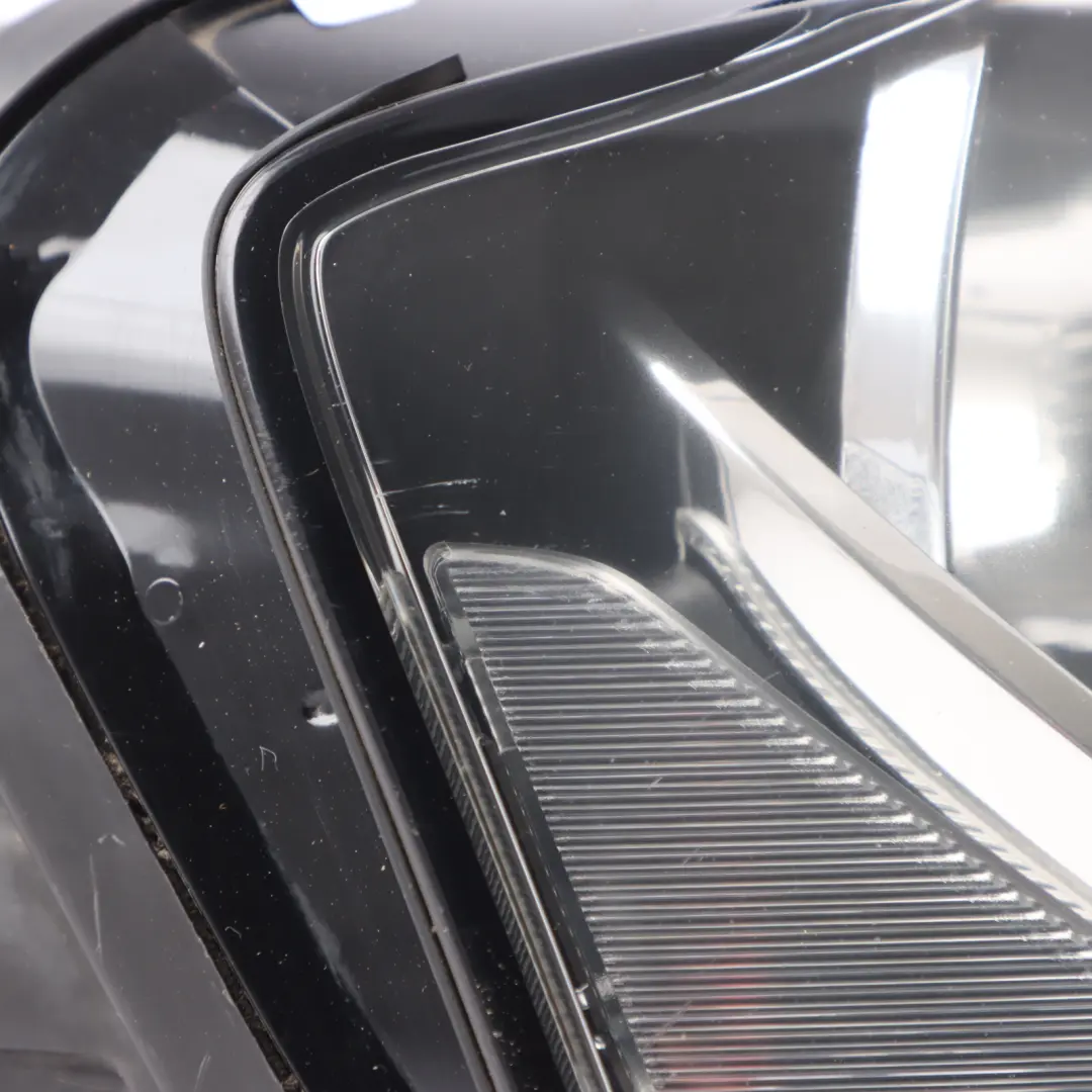 Head Light Lamp Light Front Right O/S Hella to Audi A3 8P with Part number 8P0941004 Audi A3 8P Head Light Lamp Light Front Right O/S Hella - SKU rhd-8P0941004 - Part number 8P0941004