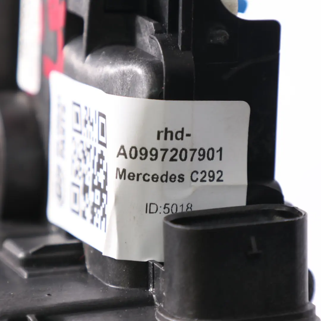 Door Lock Front Left N/S Latch Mechanism Actuator to Mercedes C292 with Part number A0997207901 Mercedes C292 Door Lock Front Left N/S Latch Mechanism Actuator - SKU rhd-A0997207901 - Part number A0997207901