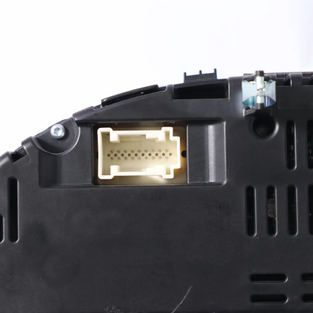 Speedo Diesel Automatic Clock Cluster Instrument to Mercedes X156 with Part number A1569004902 Mercedes X156 Speedo Diesel Automatic Clock Cluster Instrument - SKU rhd-A1569004902 - Part number A1569004902