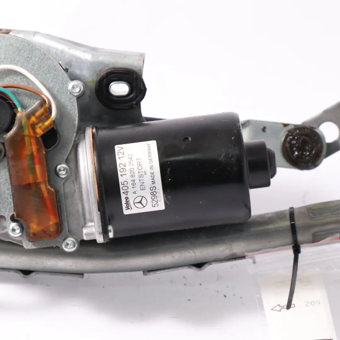 Mercedes C292 Windscreen Front Wiper Motor Linkage Windshield - SKU rhd-A1668200641 - Part number A1668200641