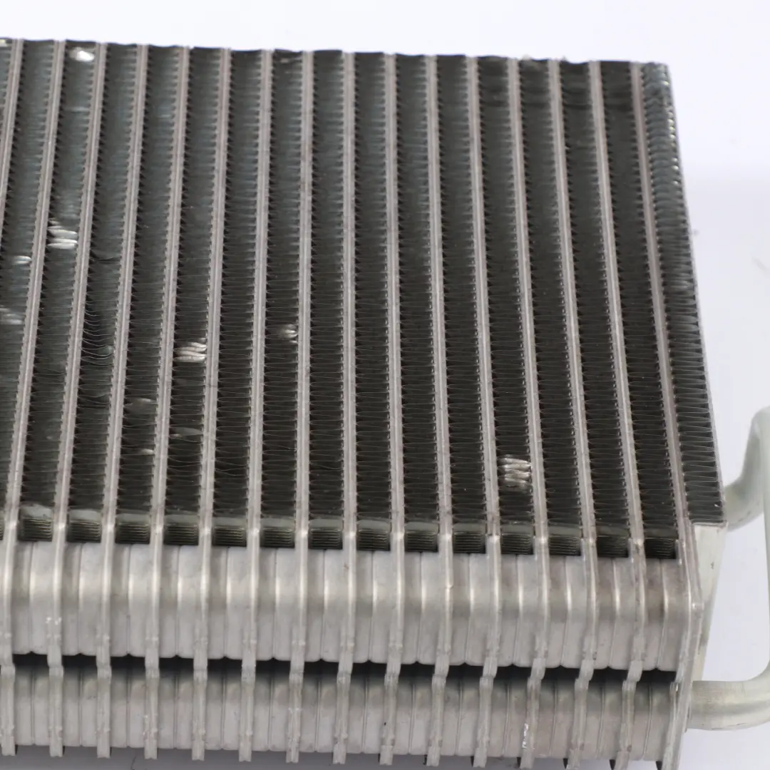 W219 Heater Matrix Evaporator Radiator Matrix to Mercedes W211 with Part number A2118300858 Mercedes W211 W219 Heater Matrix Evaporator Radiator Matrix - SKU rhd-A2118300858 - Part number A2118300858