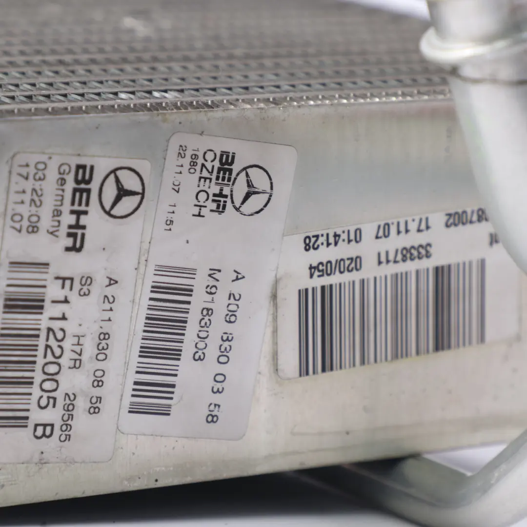 W219 Heater Matrix Evaporator Radiator Matrix to Mercedes W211 with Part number A2118300858 Mercedes W211 W219 Heater Matrix Evaporator Radiator Matrix - SKU rhd-A2118300858 - Part number A2118300858