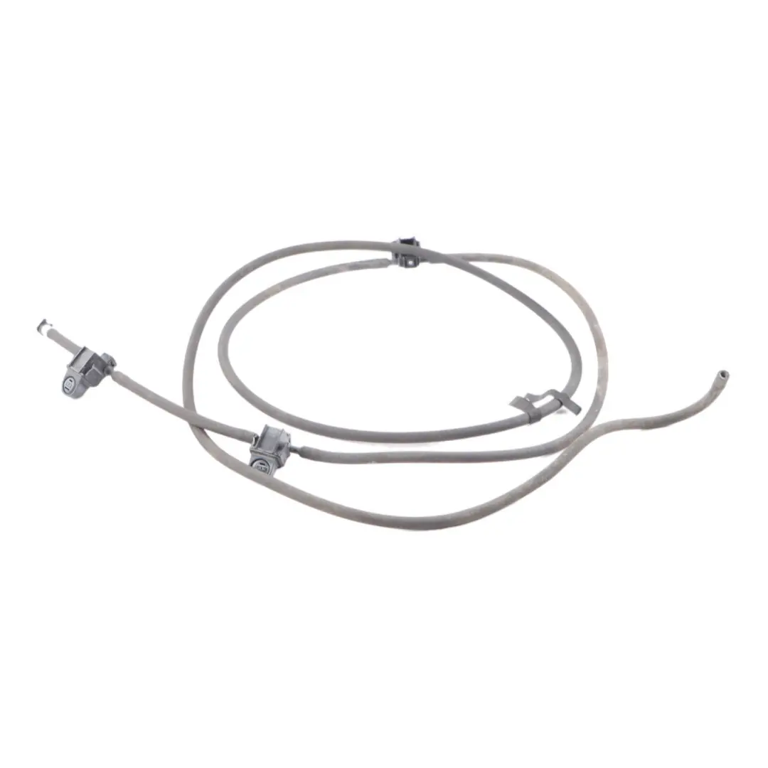 Windscreen Windshield Washer Spray Nozzle Jet to Mercedes W212 with Part number A2128601092 Mercedes W212 Windscreen Windshield Washer Spray Nozzle Jet - SKU rhd-A2128601092 - Part number A2128601092