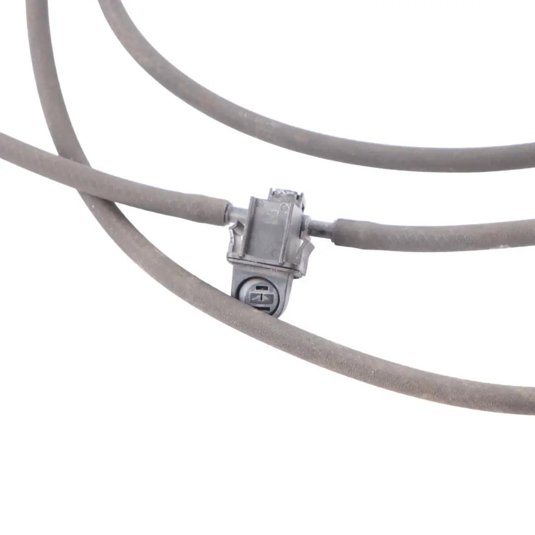 Windscreen Windshield Washer Spray Nozzle Jet to Mercedes W212 with Part number A2128601092 Mercedes W212 Windscreen Windshield Washer Spray Nozzle Jet - SKU rhd-A2128601092 - Part number A2128601092