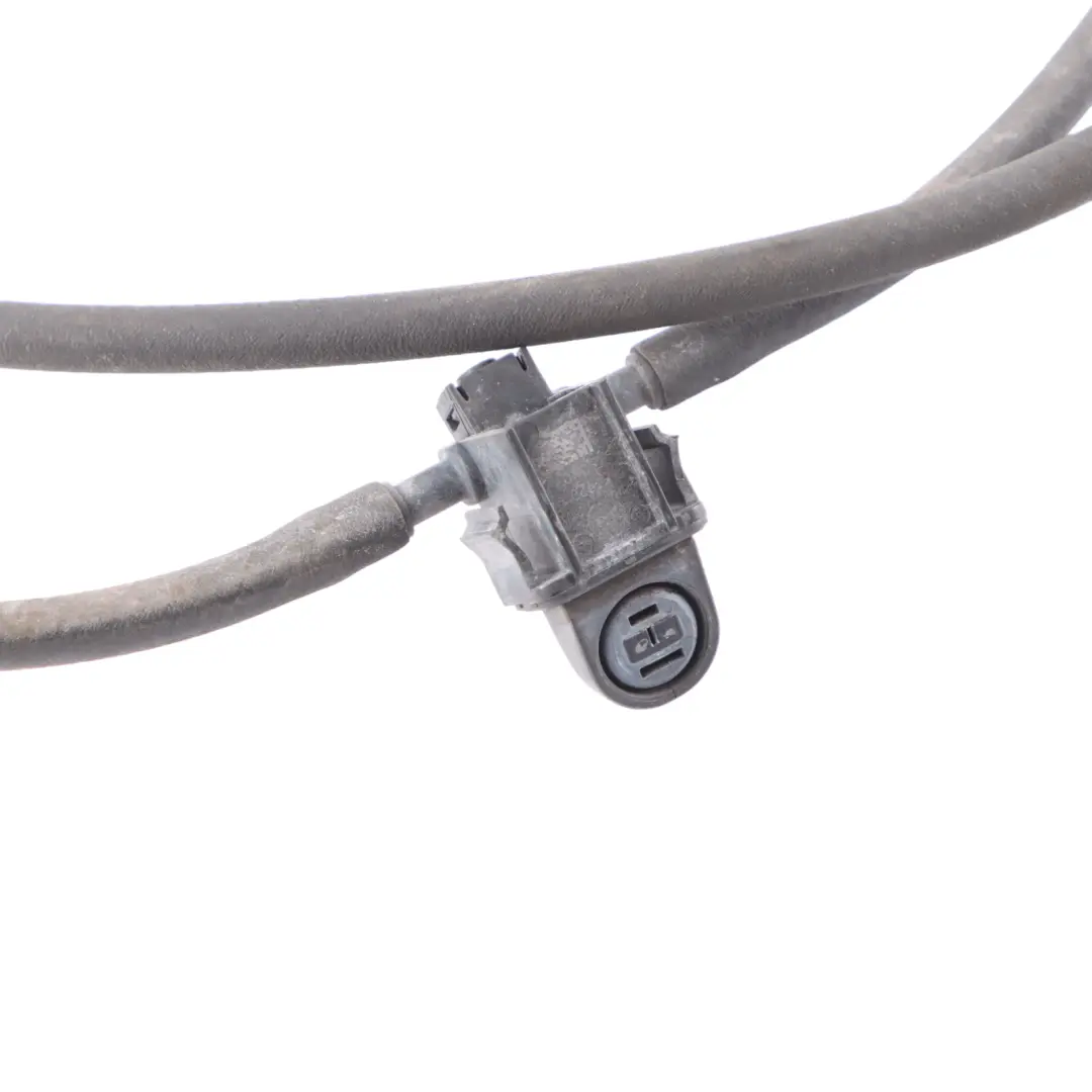 Windscreen Windshield Washer Spray Nozzle Jet to Mercedes W212 with Part number A2128601092 Mercedes W212 Windscreen Windshield Washer Spray Nozzle Jet - SKU rhd-A2128601092 - Part number A2128601092