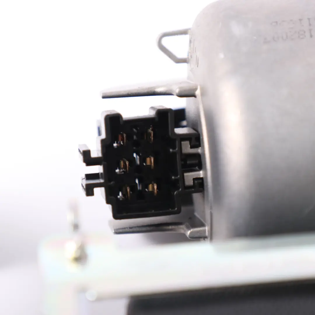 Upper Seat Belt Front Left N/S Safetybelt to Mercedes ML W164 with Part number A2518609185 Mercedes ML W164 Upper Seat Belt Front Left N/S Safetybelt - SKU rhd-A2518609185-1 - Part number A2518609185