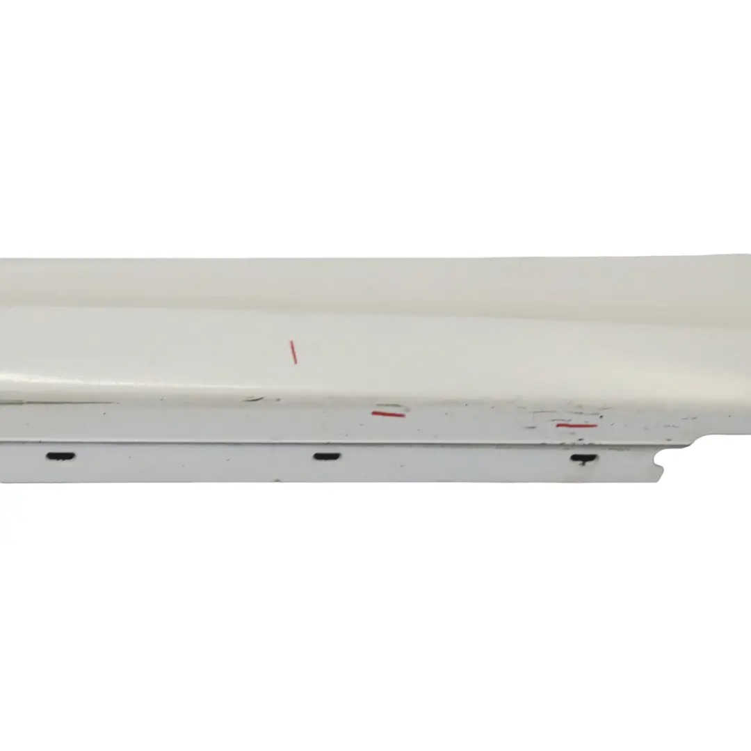 BMW E87 LCI Bas de Porte Couverture Seuil A Gauche Blanc des Alpes 3 - SKU 0036145-AW - Numéro de pièce 51770036145