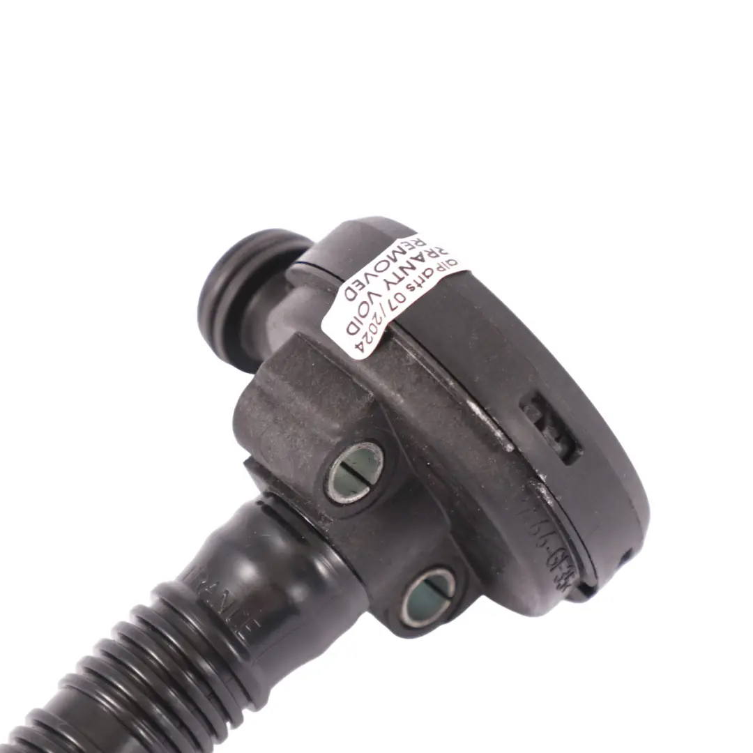 Przewód Rura Odpowietrzająca Skrzyni do Volkswagen VW Polo 6R o numerze 03E103765C Volkswagen VW Polo 6R Przewód Rura Odpowietrzająca Skrzyni - SKU 03E103765C - Numer Części 03E103765C