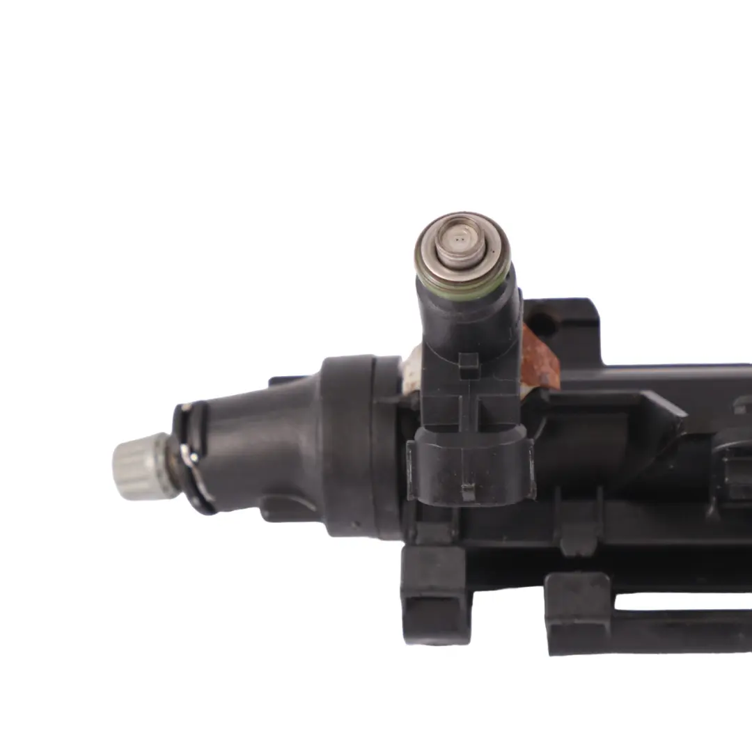 VW Volkswagen Polo 6R 1.2 CGPB Gasolina Inyector Rail Pipe - SKU 03E133320A - Número de pieza 03E133320A