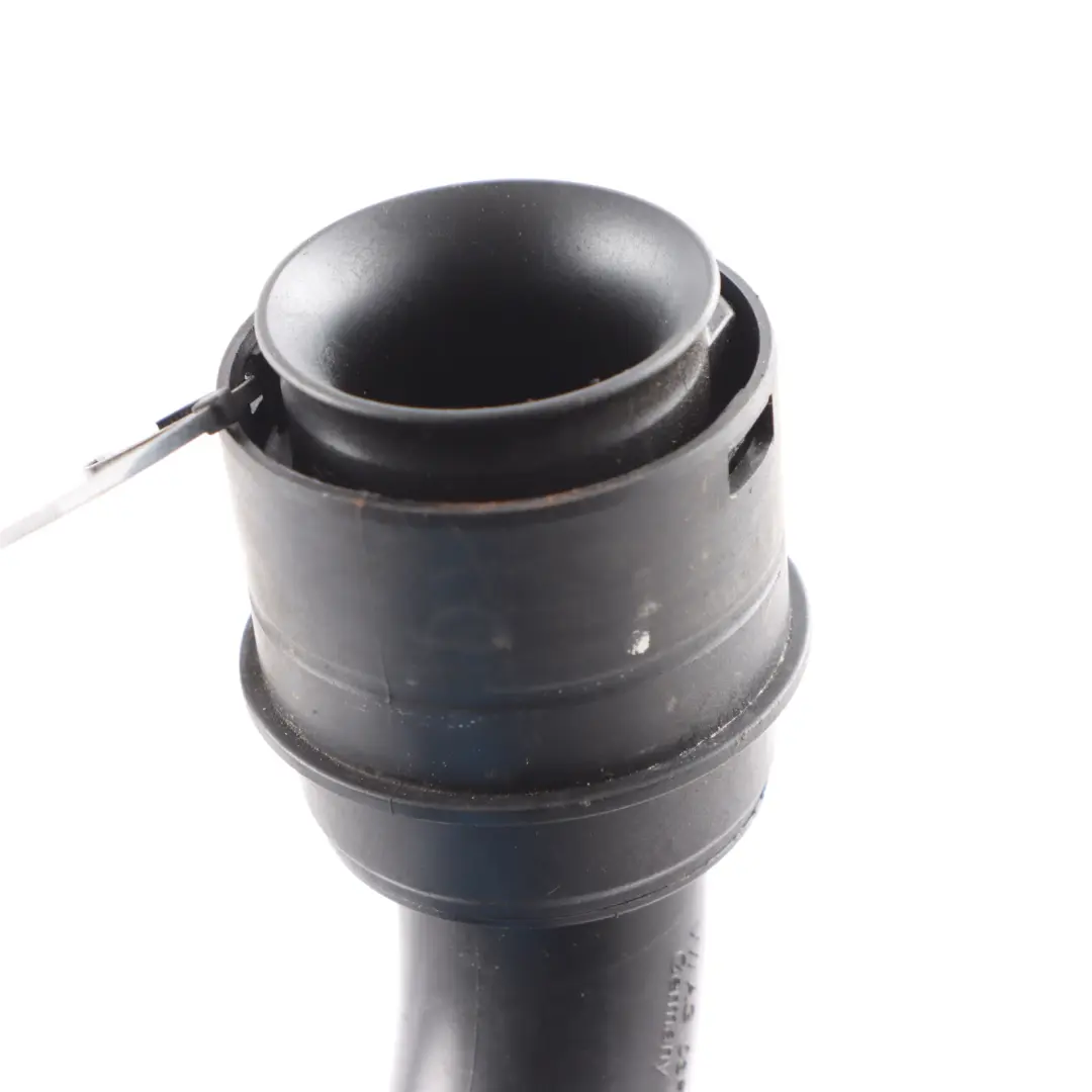 6J Przewód Rura Powietrza Turbosprężarki Benzyna do Seat Ibiza o numerze 03F129656G Seat Ibiza 6J Przewód Rura Powietrza Turbosprężarki Benzyna - SKU 03F129656G - Numer Części 03F129656G