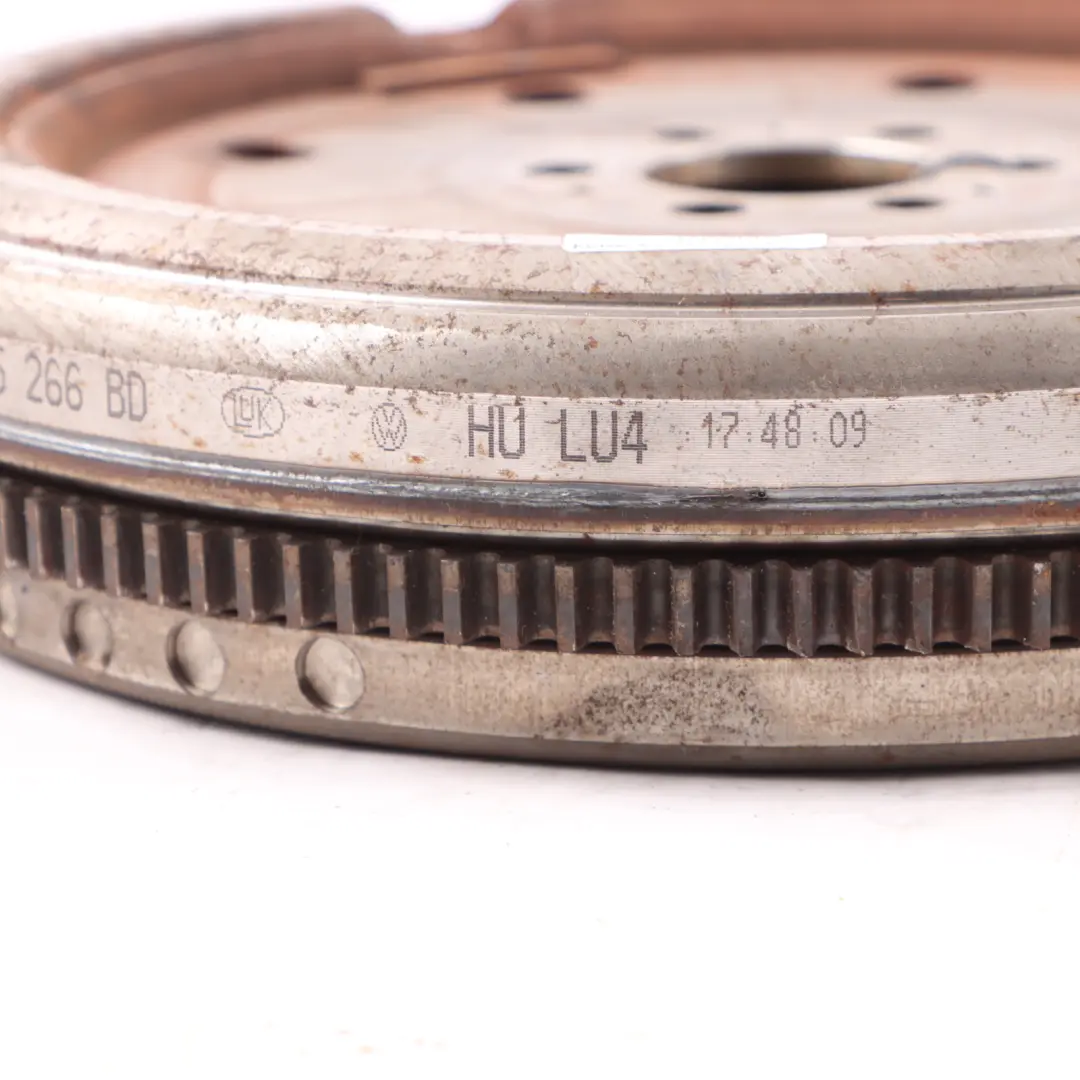 BKD Boîte de automatique moteur double masse pour Skoda Octavia 2.0 TDI à propos du numéro de pièce 03G105266CH Skoda Octavia 2.0 TDI BKD Boîte de automatique moteur double masse - SKU 03G105266CH - Numéro de pièce 03G105266CH