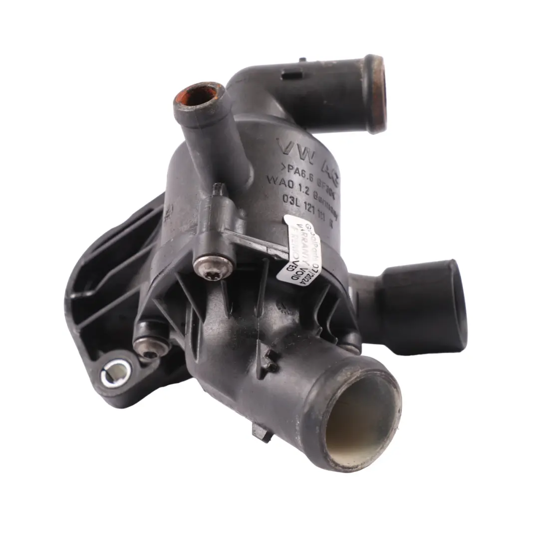 CAY Carcasa termostato agua refrigerante para Volkswagen Golf Caddy 1.6 con número de pieza 03L121111R Volkswagen Golf Caddy 1.6 CAY Carcasa termostato agua refrigerante - SKU 03L121111R - Número de pieza 03L121111R