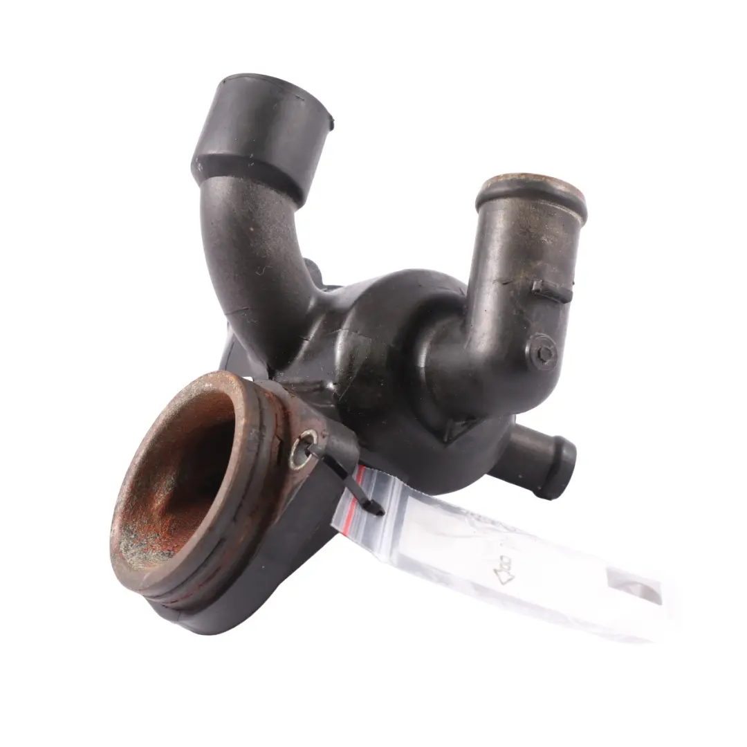CAY Boîtier thermostat refroidissement Volkswagen Golf Caddy 1.6 TDI - SKU 03L121111R - Numéro de pièce 03L121111R