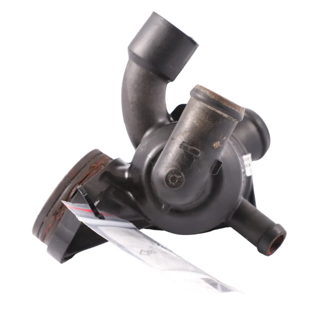 CAY Boîtier thermostat refroidissement Volkswagen Golf Caddy 1.6 TDI - SKU 03L121111R - Numéro de pièce 03L121111R