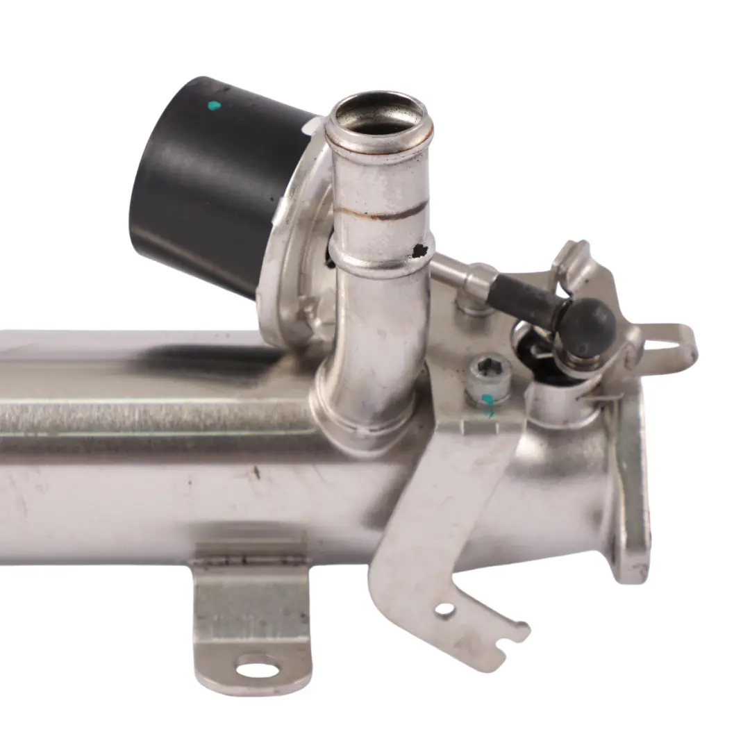 Chłodnica Chłodniczka Spalin EGR do VW Volkswagen Tiguan 2.0 TDI o numerze 03L131512B VW Volkswagen Tiguan 2.0 TDI Chłodnica Chłodniczka Spalin EGR - SKU 03L131512B - Numer Części 03L131512B