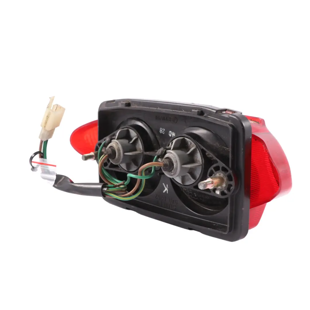 Pantheon 125 Luz Trasera Unidad de Iluminación Lámpara para Honda con número de pieza 040-0352 Honda Pantheon 125 Luz Trasera Unidad de Iluminación Lámpara - SKU 040-0352 - Número de pieza 040-0352