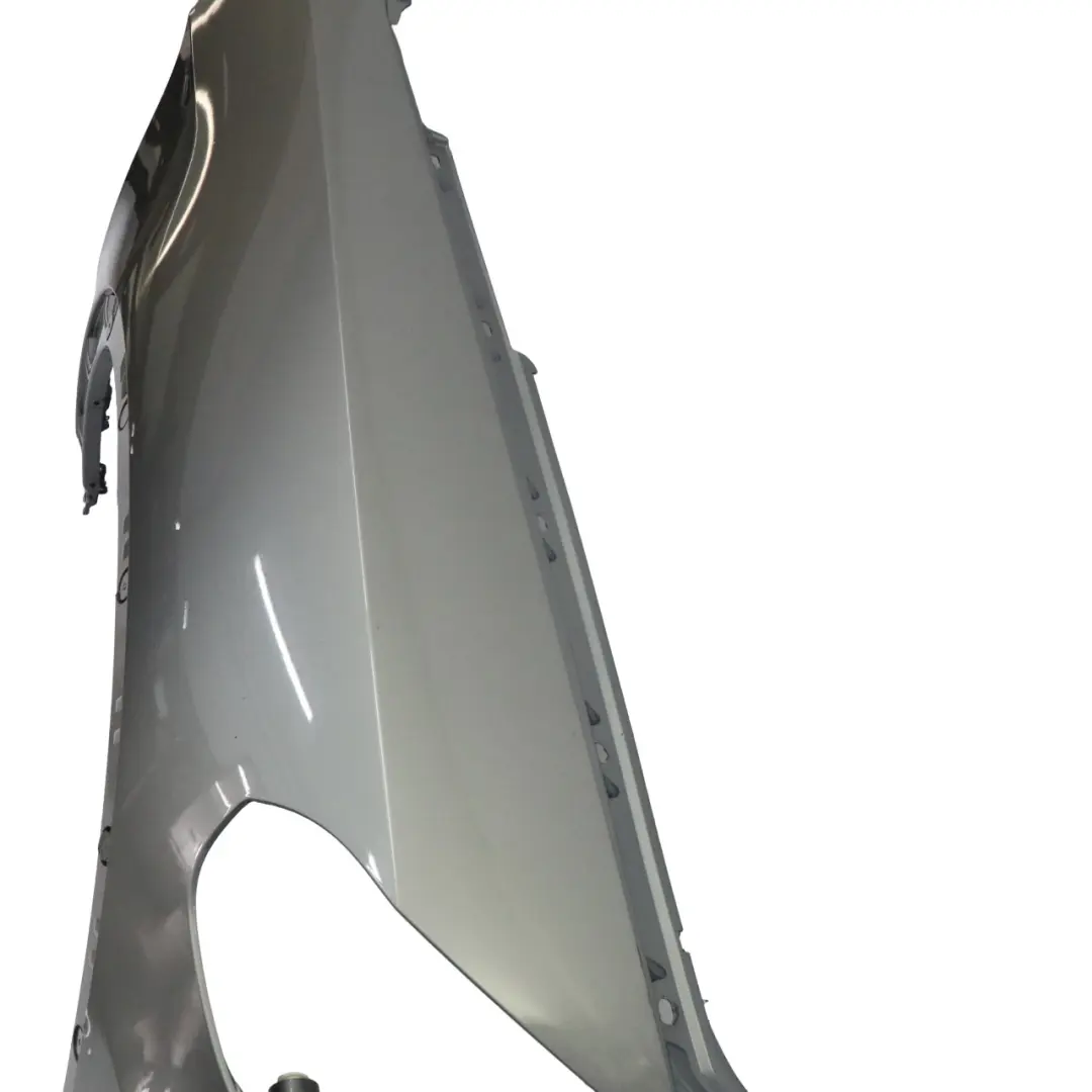 Błotnik Prawy Przedni Spacegrau Szary Metalik - A52 do BMW X5 E70 o numerze 0430322 BMW X5 E70 Błotnik Prawy Przedni Spacegrau Szary Metalik - A52 - SKU 0430322-SCG - Numer Części 0430322