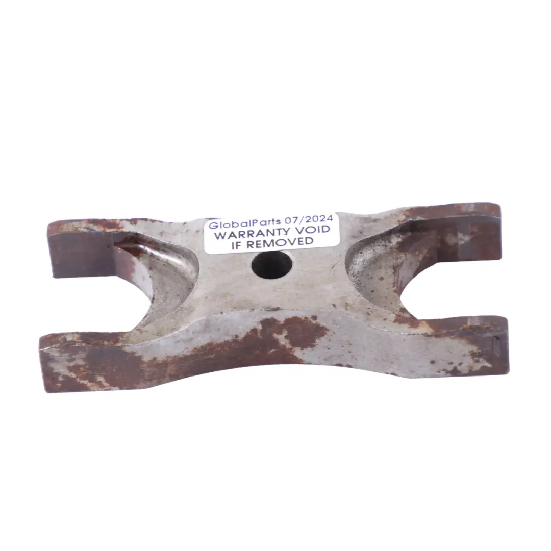 VW Volkswagen Crafter TDI Soporte de inyector combustible Abrazadera - SKU 04L130216 - Número de pieza 04L130216