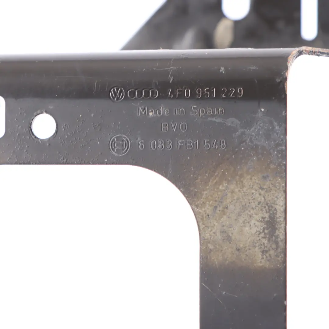 Audi A6 C6 Supporto per sirena di allarme segnale acustico montaggio - SKU 4F0951229 - Numero di parte 4F0951229