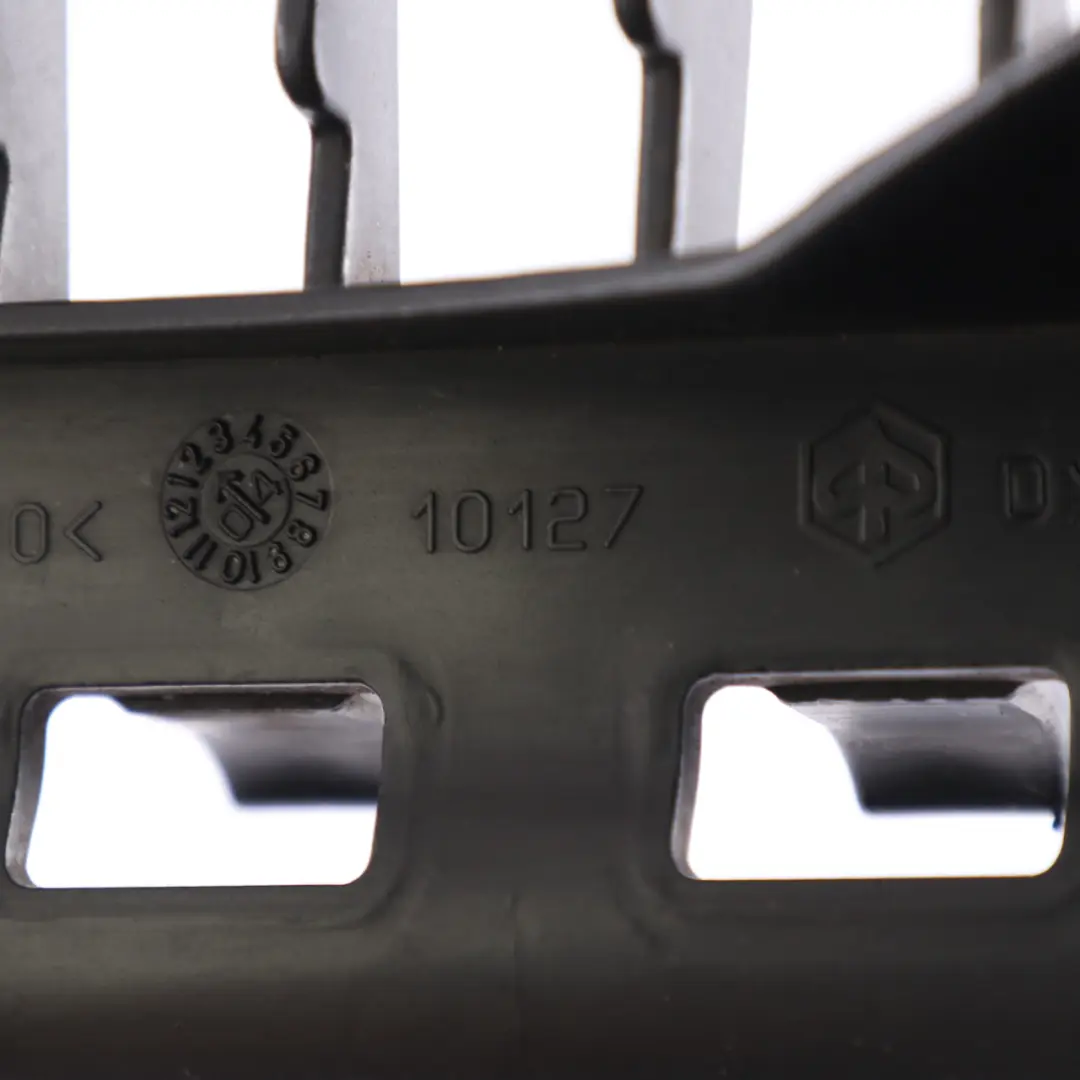 GT200 Wspornik Uchwyt Mocowanie Wykończenie do Vespa o numerze 10127 Vespa GT200 Wspornik Uchwyt Mocowanie Wykończenie - SKU 10127 - Numer Części 10127