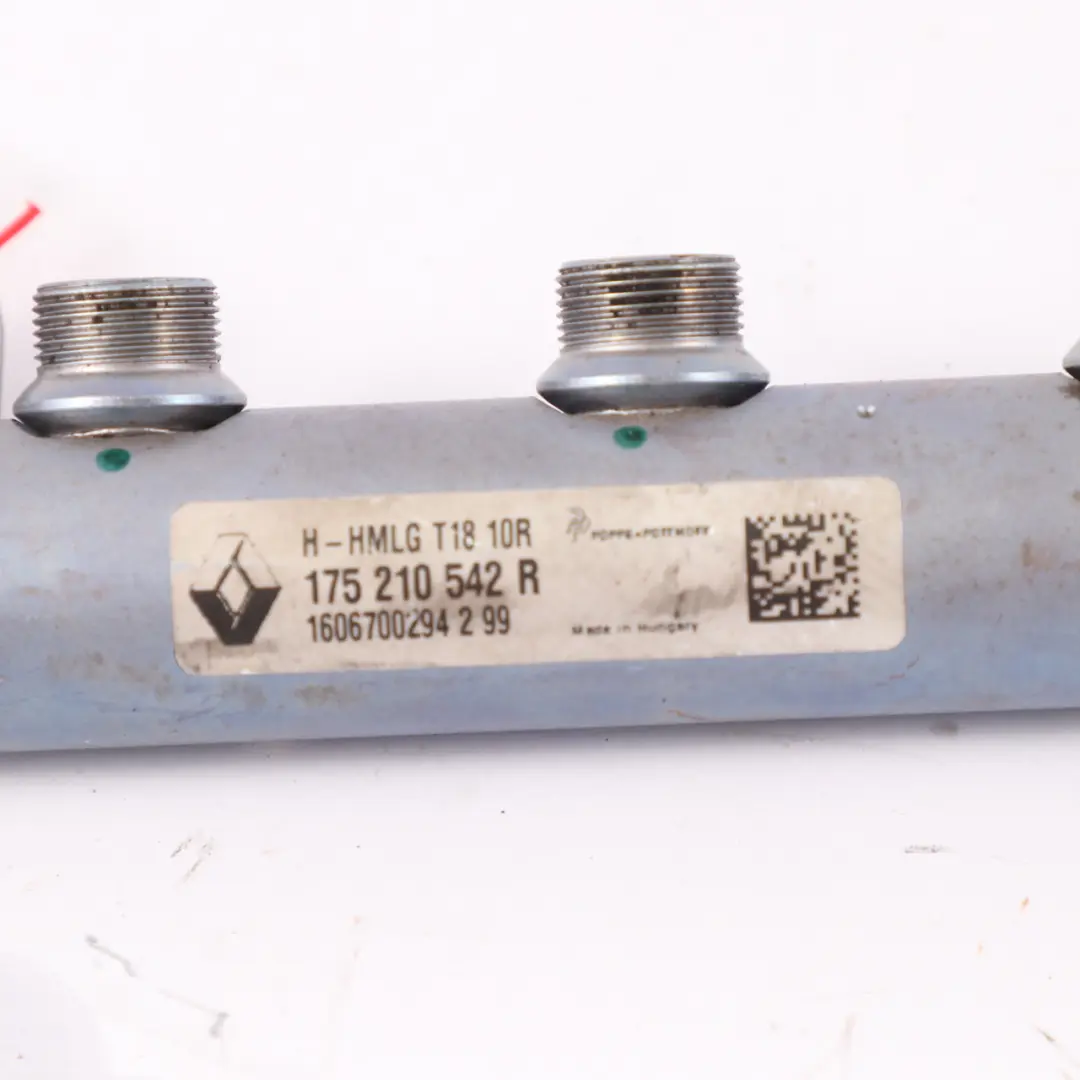 Ligne rail d'injecteur carburant 175210542R pour Renault Trafic 3 Vivaro B 1.6 DCI à propos du numéro de pièce 175210542R-1 Renault Trafic 3 Vivaro B 1.6 DCI Ligne rail d'injecteur carburant 175210542R - SKU 175210542R-1 - Numéro de pièce 175210542R-1
