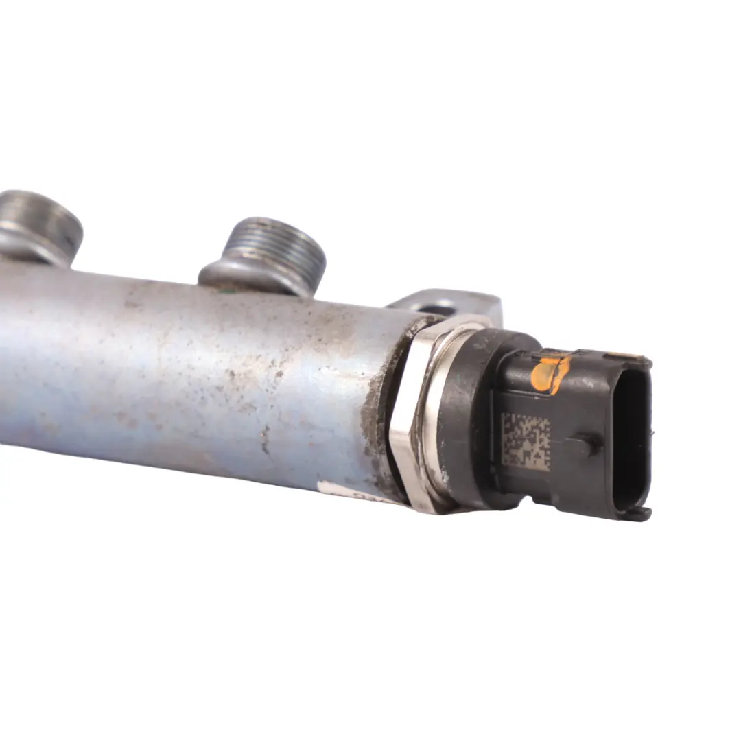 Renault Trafic 3 Opel Vivaro B 1.6 DCI Fuel Injector Rail Line 175210542R - SKU 175210542R-1 - Part number 175210542R-1