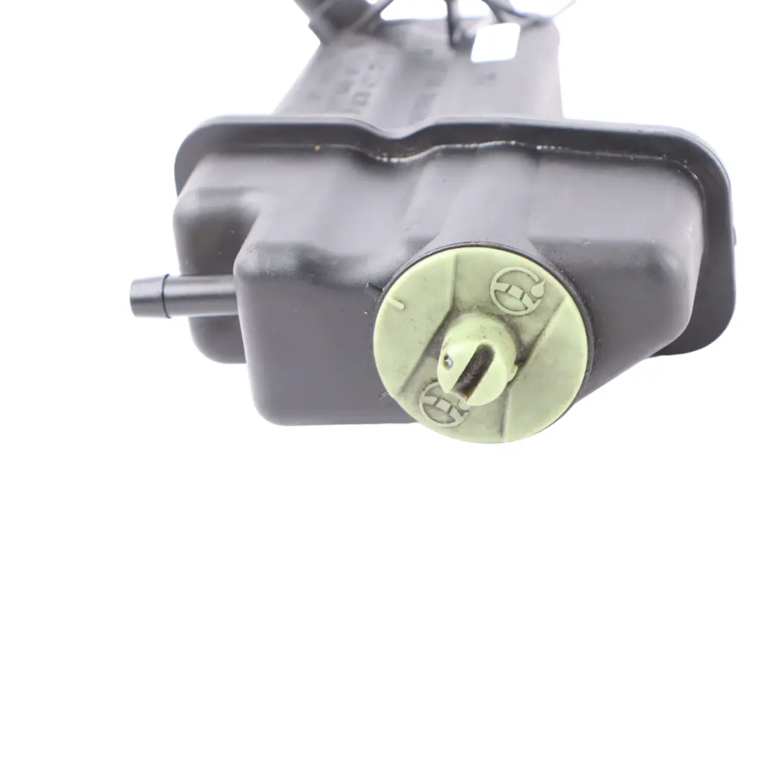 Réservoir de direction assistée électrique d'expansion pour VW New Beetle à propos du numéro de pièce 1C0422371E VW New Beetle Réservoir de direction assistée électrique d'expansion - SKU 1C0422371E - Numéro de pièce 1C0422371E