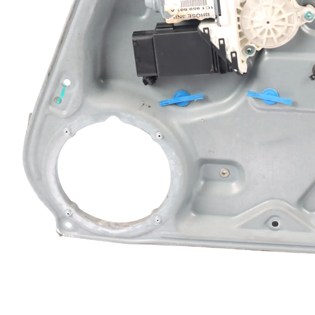 9C Window Lifter Regulator Door Front Right O/S Motor to VW New Beetle with Part number 1C0837656C VW New Beetle 9C Window Lifter Regulator Door Front Right O/S Motor - SKU 1C0837656C - Part number 1C0837656C