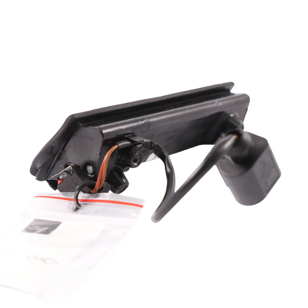 Volkswagen Touareg 7L Portellone Posteriore Bagagliaio Sblocco - SKU 1J0827566L - Numero di parte 1J0827566