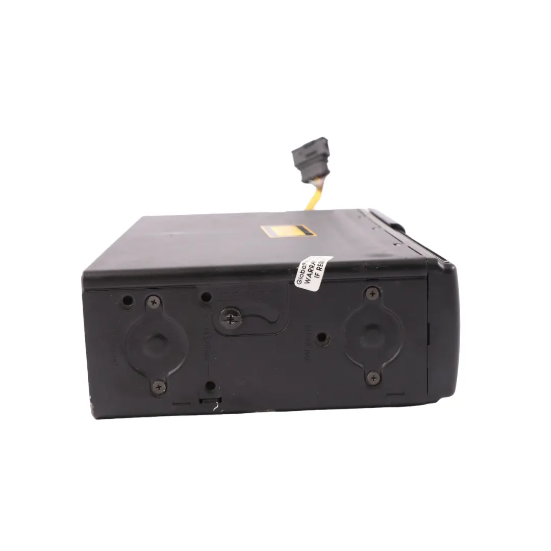 7L Golf 4 Changeur CD pour VW Volkswagen Touareg à propos du numéro de pièce 1J6035111 VW Volkswagen Touareg 7L Golf 4 Changeur CD - SKU 1J6035111 - Numéro de pièce 1J6035111