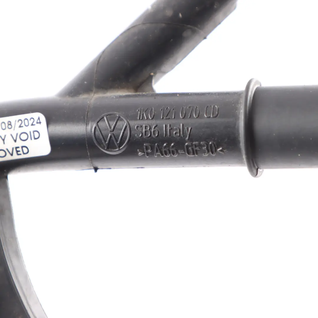 6J Raffreddamento del motore Tubo flessibile Radiatore per Seat Ibiza con numero di parte 1K0121070CD Seat Ibiza 6J Raffreddamento del motore Tubo flessibile Radiatore - SKU 1K0121070CD - Numero di parte 1K0121070CD