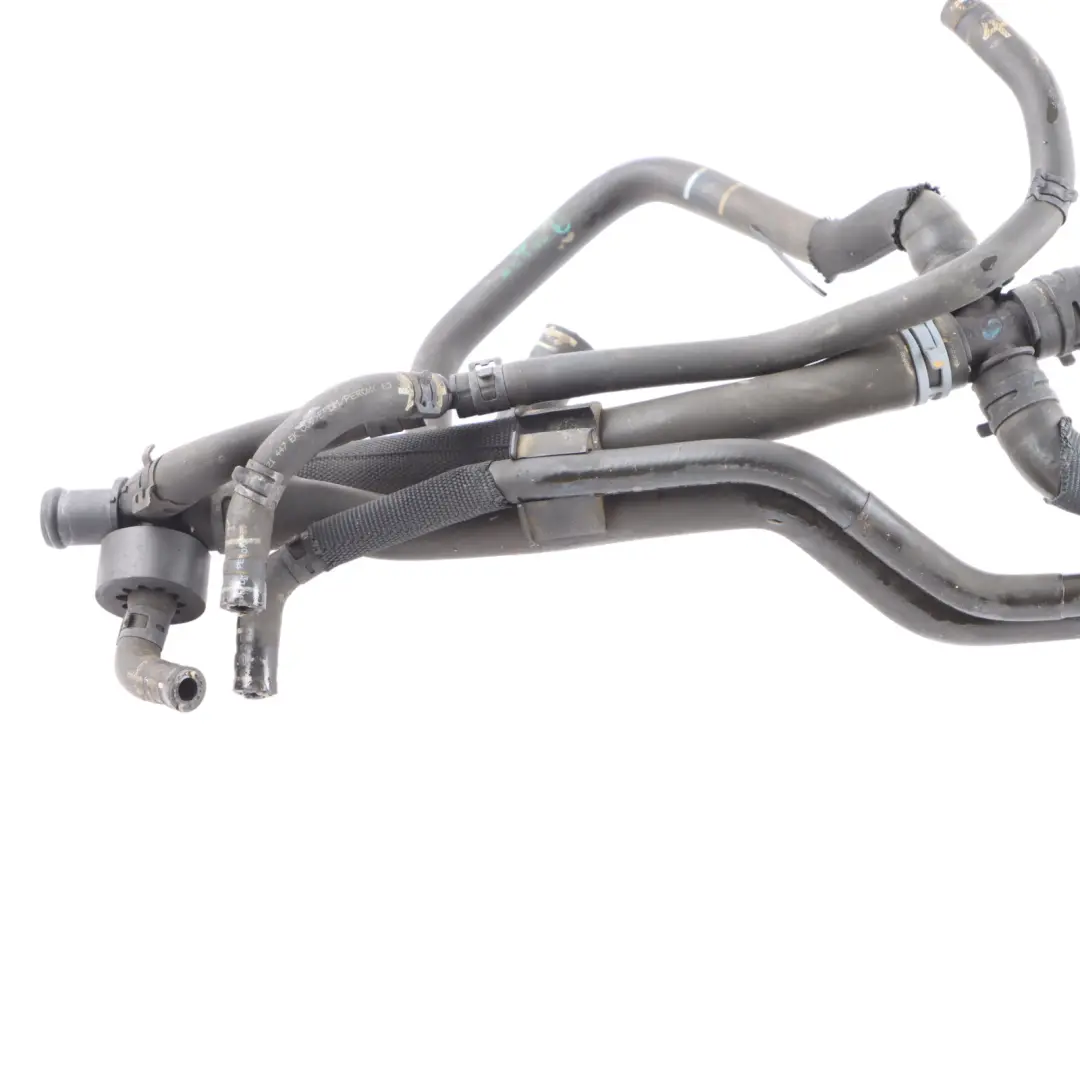 6J Tubo di raffreddamento del motore Linea tubo radiatore per Seat Ibiza con numero di parte 1K0122058T Seat Ibiza 6J Tubo di raffreddamento del motore Linea tubo radiatore - SKU 1K0122058T - Numero di parte 1K0122058T