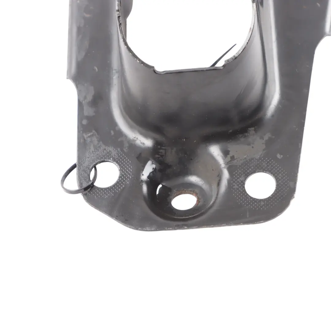 Bracket Trailing Arm Rear Axle to Audi A3 V8 with Part number 1K0505130L Audi A3 V8 Bracket Trailing Arm Rear Axle - SKU 1K0505130L - Part number 1K0505130L