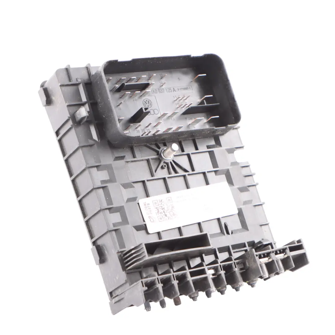 Scatola Dei Fusibili Del Vano Motore per Skoda Octavia II con numero di parte 1K0937125A Skoda Octavia II Scatola Dei Fusibili Del Vano Motore - SKU 1K0937125A - Numero di parte 1K0937125A