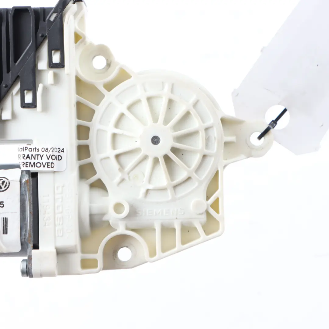 Motore regolatore alzacristalli posteriore destro per Skoda Octavia II con numero di parte 1K0959704J Skoda Octavia II Motore regolatore alzacristalli posteriore destro - SKU 1K0959704J - Numero di parte 1K0959704J