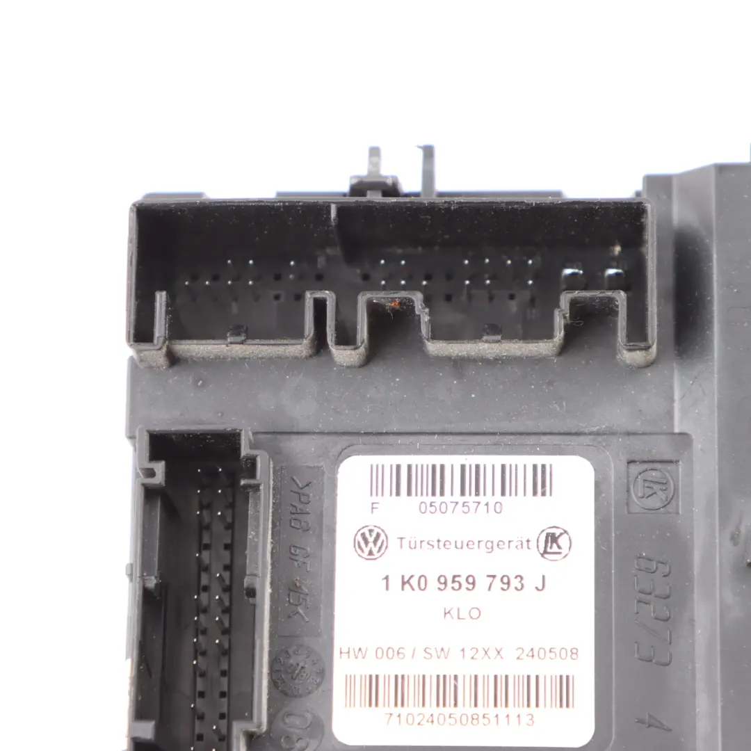 Window Lifter Module Control Unit Front Right O/S to Skoda Octavia II with Part number 1K0959793J Skoda Octavia II Window Lifter Module Control Unit Front Right O/S - SKU 1K0959793J - Part number 1K0959793J