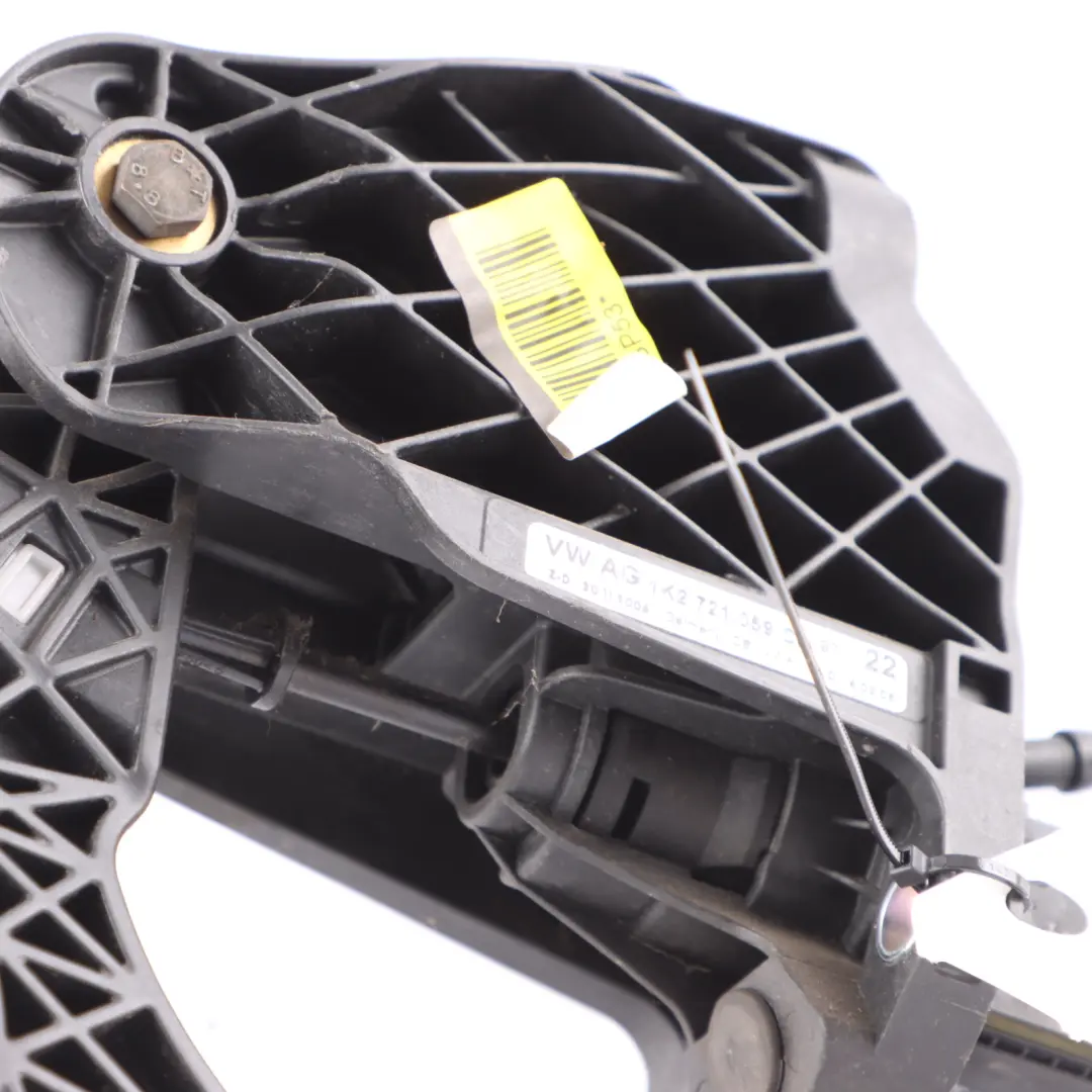 Clutch Pedal Box Assembly Clutch Pedal to Skoda Octavia II with Part number 1K2721318B Skoda Octavia II Clutch Pedal Box Assembly Clutch Pedal - SKU RHD-1K2721318B - Part number 1K2721318B