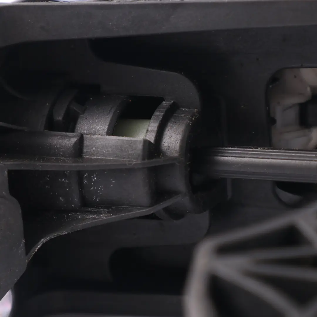 Clutch Pedal Assembly Manual Speed Transmission to Volkswagen Caddy with Part number 1T2721318E Volkswagen Caddy Clutch Pedal Assembly Manual Speed Transmission - SKU 1T2721318E - Part number 1T2721318E