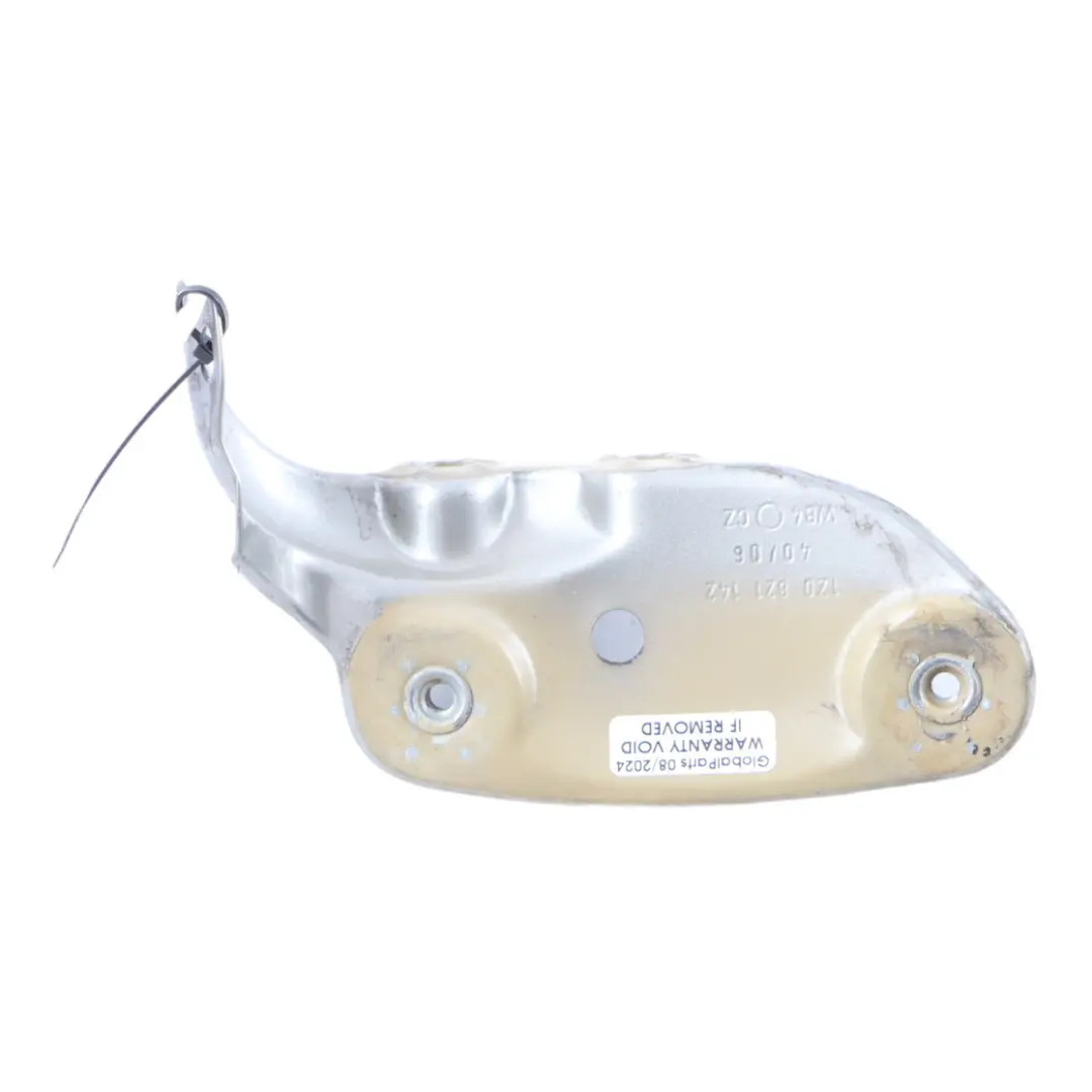 Fender Bracket Holder Front Right O/S Cappuccino Beige - F8H to Skoda Octavia II with Part number 1Z0821142 Skoda Octavia II Fender Bracket Holder Front Right O/S Cappuccino Beige - F8H - SKU 1Z0821142-CBE - Part number 1Z0821142