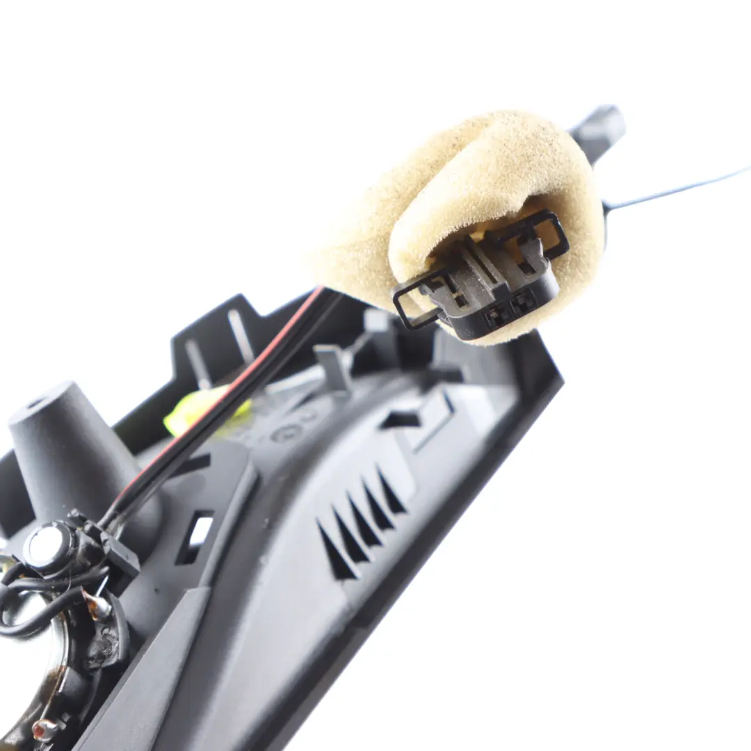 Front Door Handle Speaker Interior Left N/S Chrome to Skoda Octavia II with Part number 1Z0837221 Skoda Octavia II Front Door Handle Speaker Interior Left N/S Chrome - SKU 1Z0837221 - Part number 1Z0837221