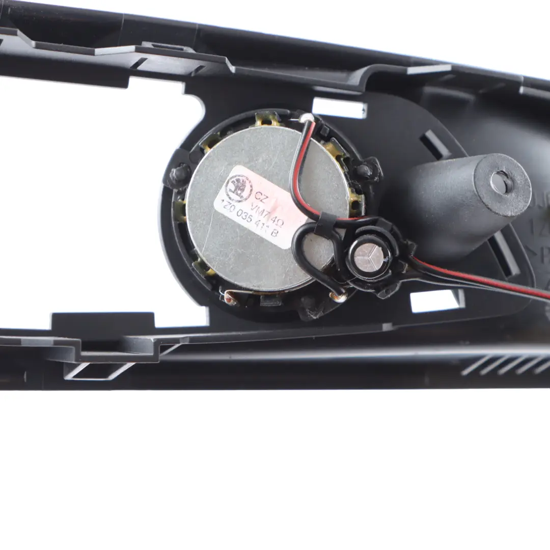 Front Door Handle Speaker Interior Left N/S Chrome to Skoda Octavia II with Part number 1Z0837221 Skoda Octavia II Front Door Handle Speaker Interior Left N/S Chrome - SKU 1Z0837221 - Part number 1Z0837221