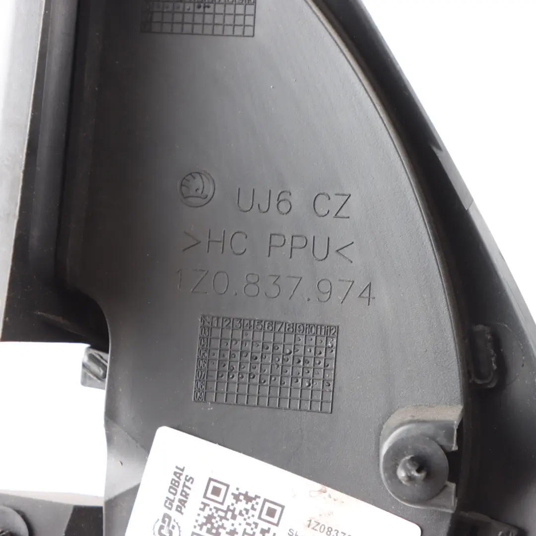 Specchietto retrovisore interno Rivestimento destro per Skoda Octavia II con numero di parte 1Z0837974 Skoda Octavia II Specchietto retrovisore interno Rivestimento destro - SKU 1Z0837974 - Numero di parte 1Z0837974