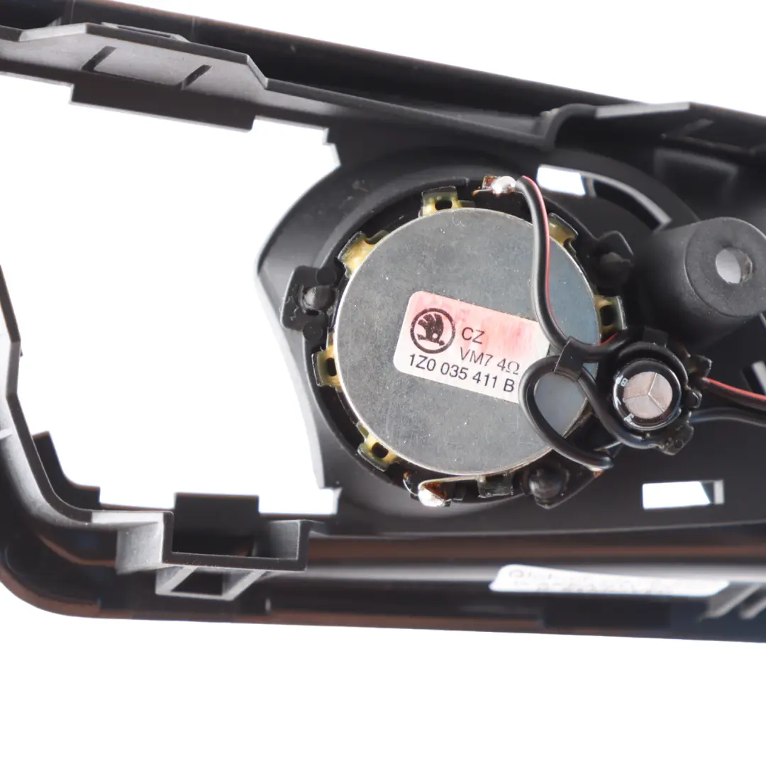 Door Handle Speaker Interior Left N/S Chrome to Skoda Octavia II Rear with Part number 1Z0839221A Skoda Octavia II Rear Door Handle Speaker Interior Left N/S Chrome - SKU 1Z0839221A - Part number 1Z0839221A