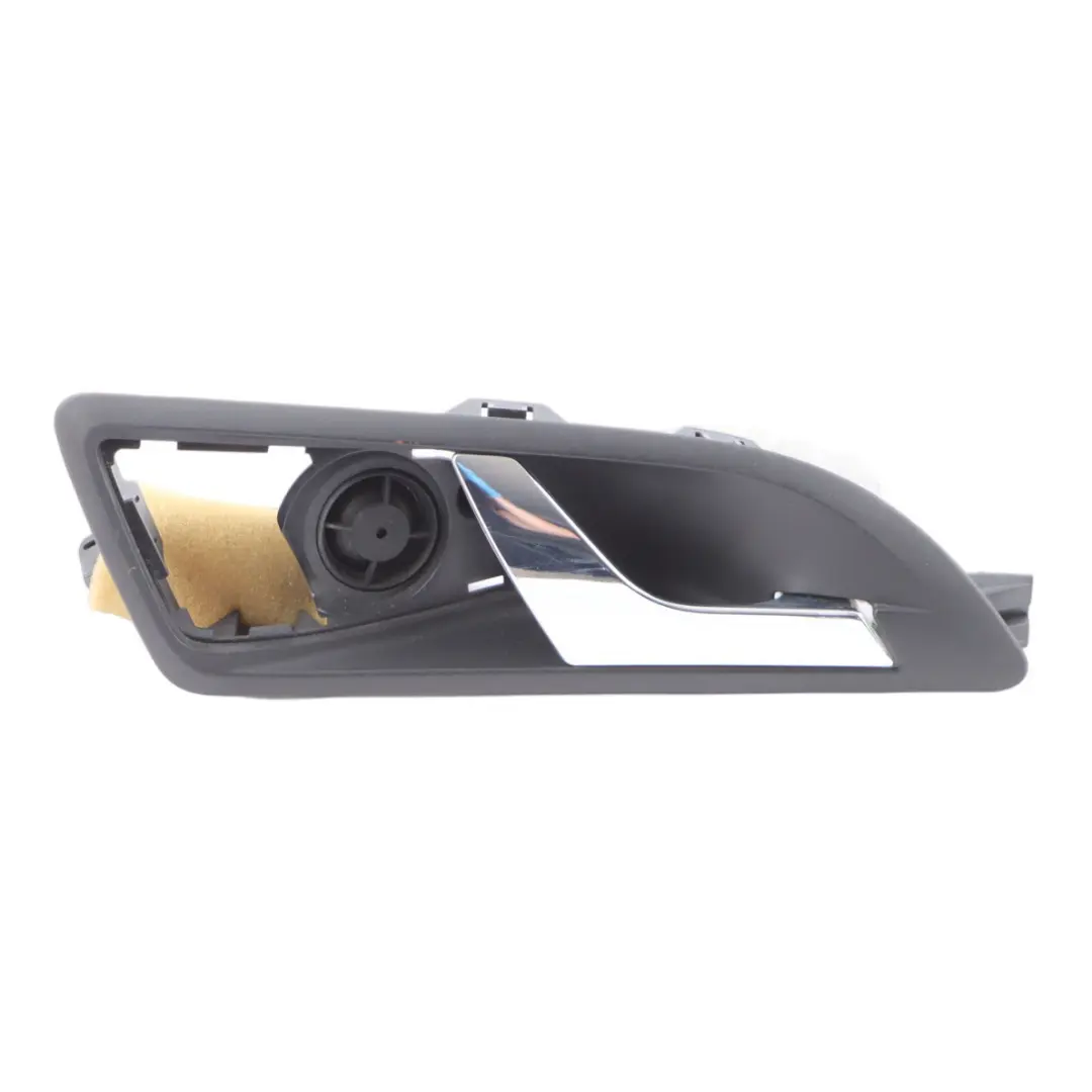 Door Handle Speaker Interior Right O/S Chrome to Skoda Octavia II Rear with Part number 1Z0839222A Skoda Octavia II Rear Door Handle Speaker Interior Right O/S Chrome - SKU 1Z0839222A - Part number 1Z0839222A