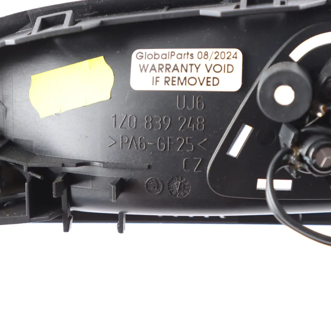 Door Handle Speaker Interior Right O/S Chrome to Skoda Octavia II Rear with Part number 1Z0839222A Skoda Octavia II Rear Door Handle Speaker Interior Right O/S Chrome - SKU 1Z0839222A - Part number 1Z0839222A