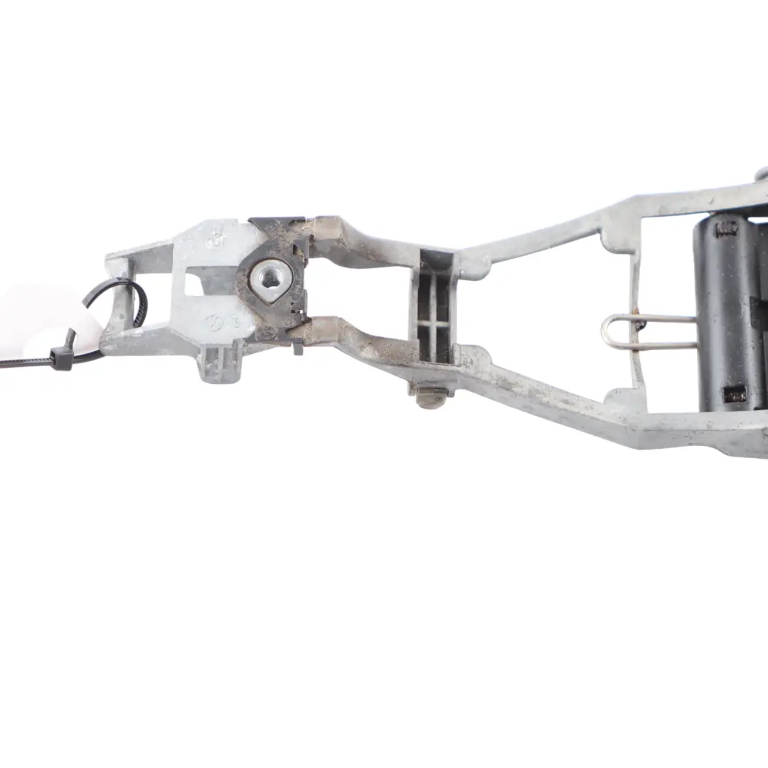 Inner Left N/S Door Handle Bracket Holder to Skoda Octavia II Rear with Part number 1Z0839885 Skoda Octavia II Rear Inner Left N/S Door Handle Bracket Holder - SKU 1Z0839885 - Part number 1Z0839885