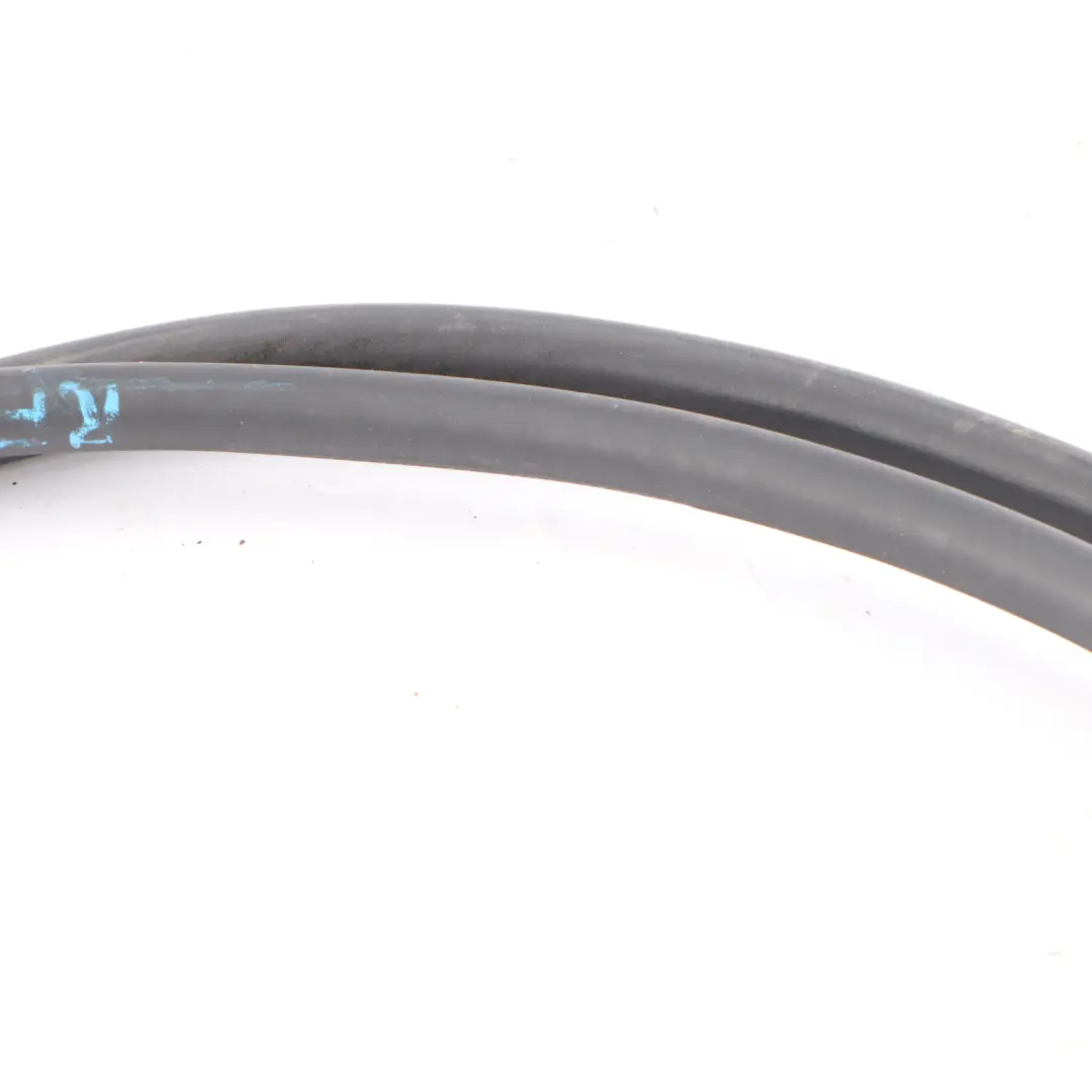 Uszczelka Drzwi Przód Prawa Guma do Skoda Octavia II o numerze 1Z0867365J Skoda Octavia II Uszczelka Drzwi Przód Prawa Guma - SKU 1Z0867365J - Numer Części 1Z0867365J